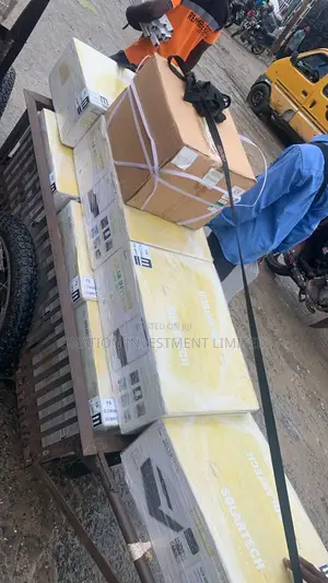 2.5kva 24v Fivestar Hybrid Inverter