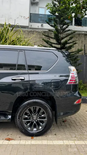 Lexus GX 2023 Black