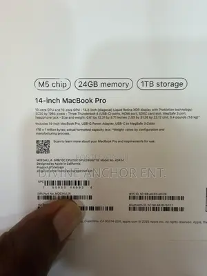 New Laptop Apple MacBook Pro 2025 M5 24GB Apple M5 SSD 1T