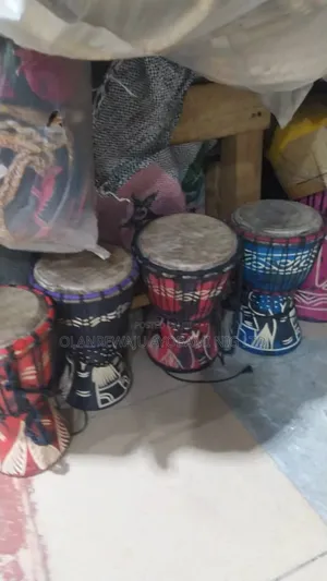 African Hand Percussion Djembe Drum - Medium Size