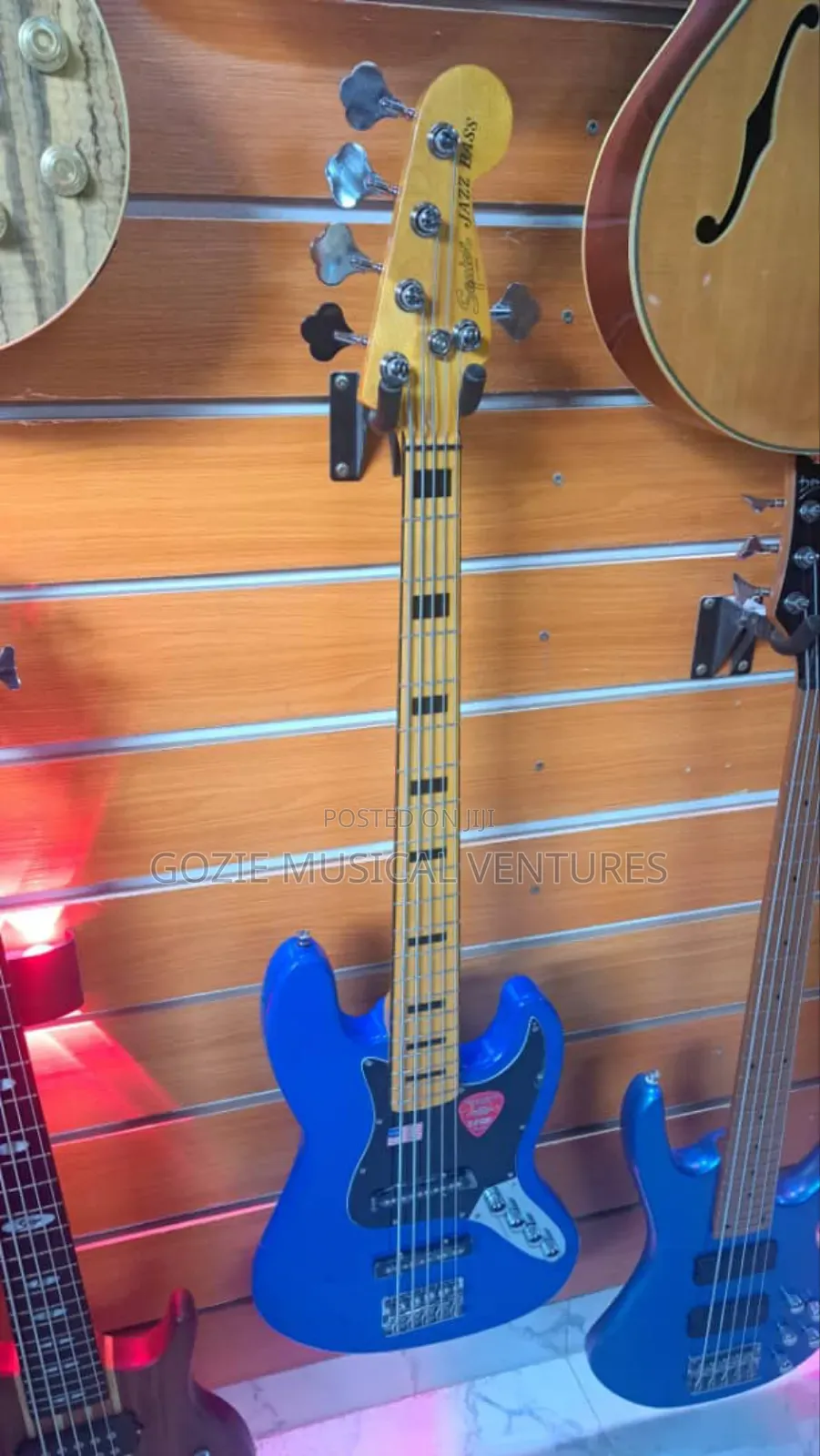 Ative Fender Squier Jazz Bass Guitar 5-Strings Blue Colour