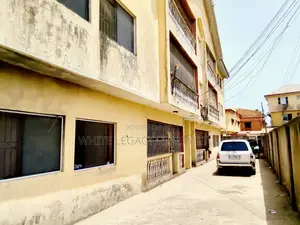 20bdrm Block of Flats in Badagry Lga, Satelite Town for sale