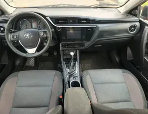 Toyota Corolla 2017 Red