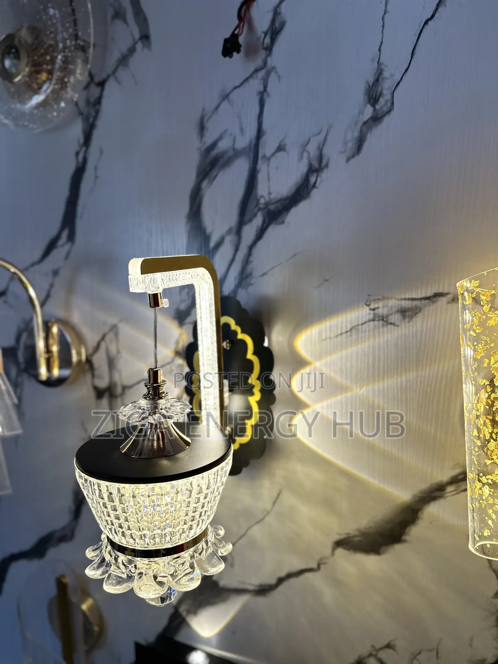 Luxurious Modern Wall Lamp