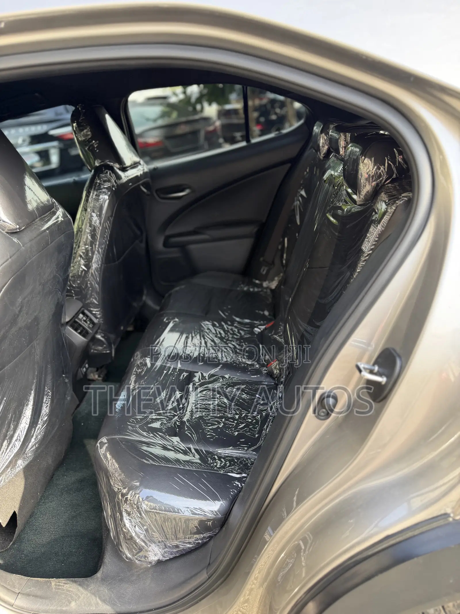 Lexus UX 200 2020 Gray