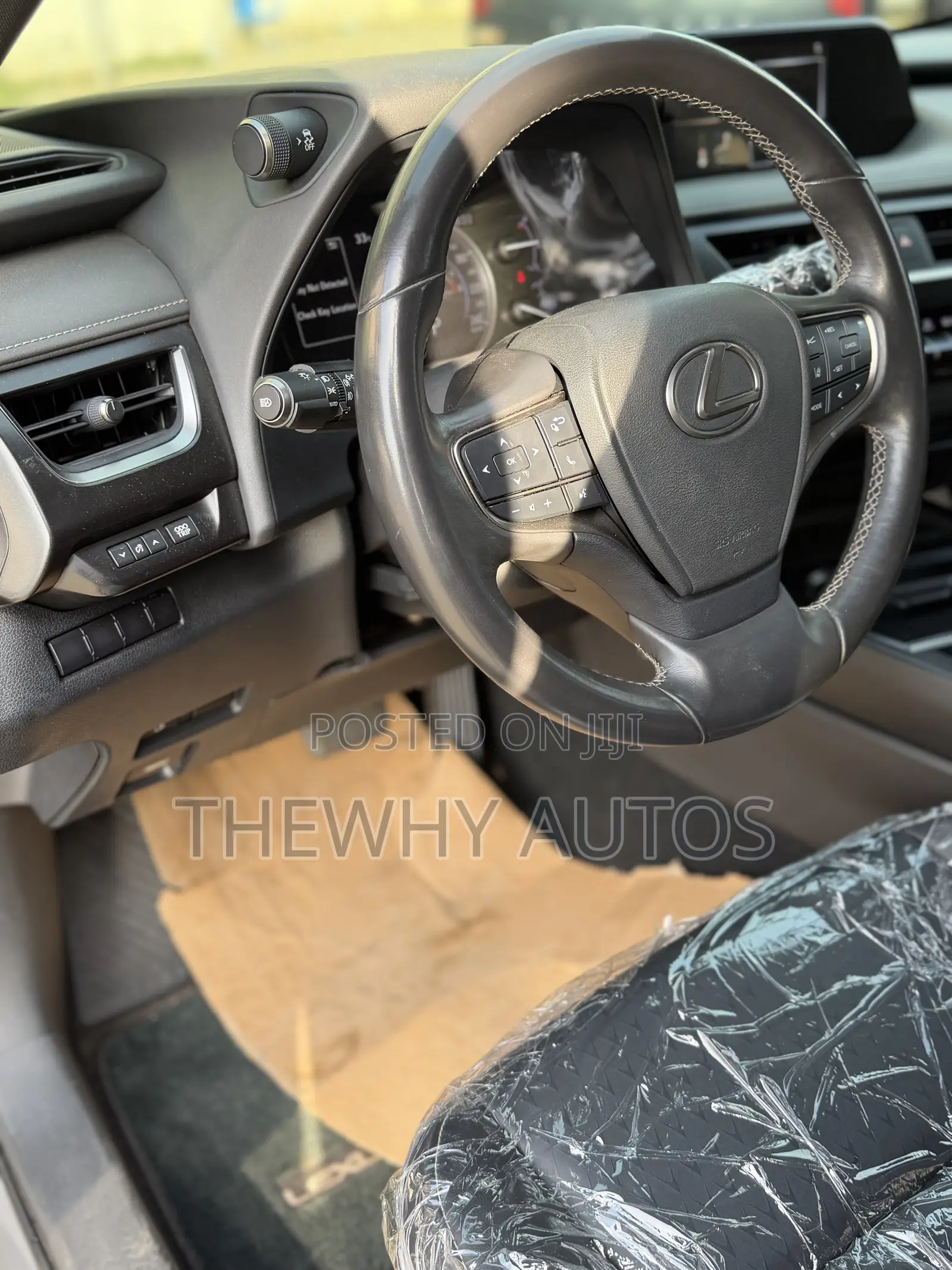 Lexus UX 200 2020 Gray