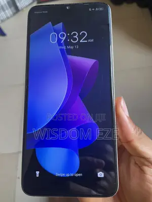 Tecno Spark 10 128 GB Yellow