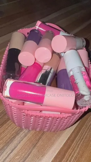 Lip Gloss and Lip Care
