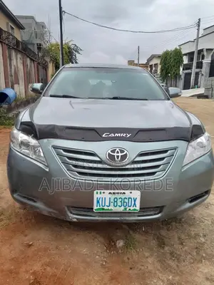 Toyota Camry LE 4dr Sedan (2.5L 4cyl 6AM) 2010 Green