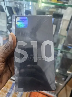New Samsung Galaxy S10 128 GB Green