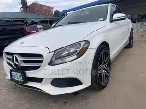 Mercedes-Benz C300 Sport 4dr AWD 4Matic Sedan (2.0L 4cyl 7A) 2015 White