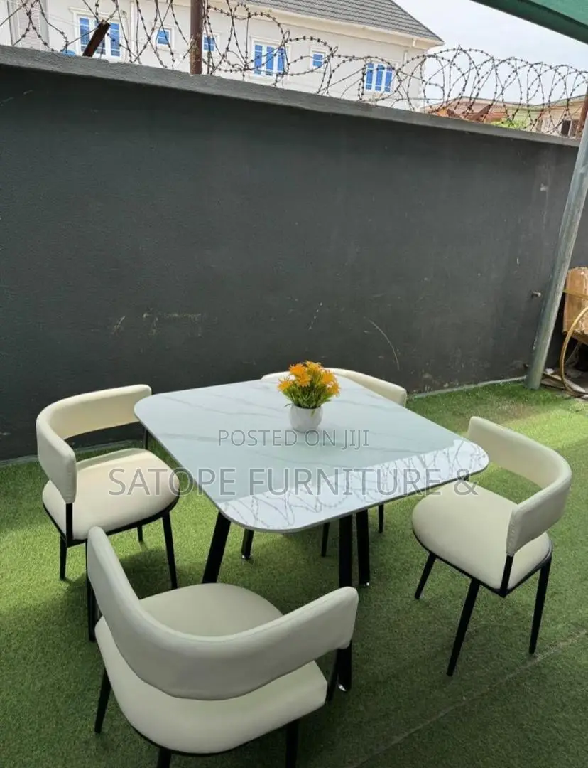4 Seater Dining Set