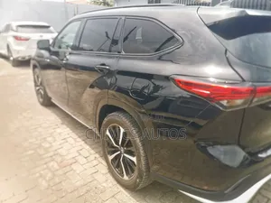 Toyota Highlander 2023 Black