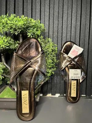 Zara Female Slippers