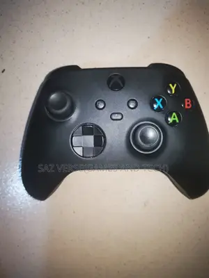 Xbox Series Controller With Rechargeable Battery