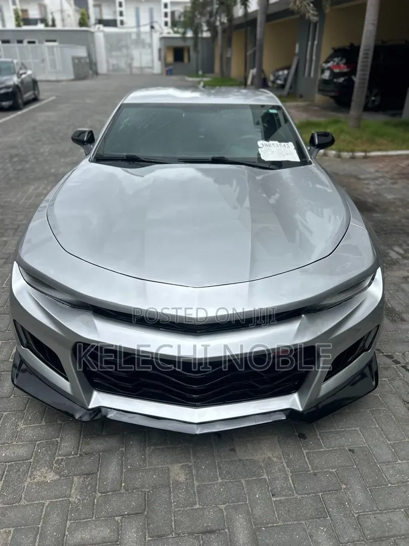 Chevrolet Camaro 2017 Silver