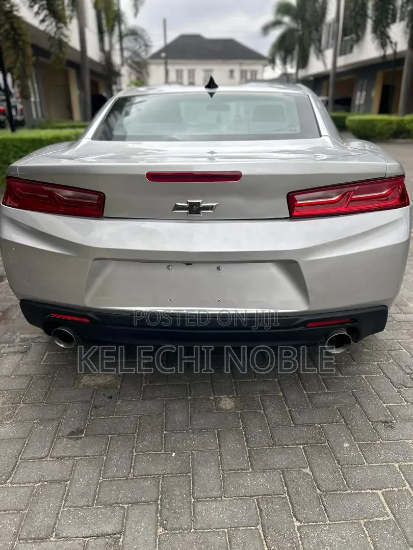 Chevrolet Camaro 2017 Silver