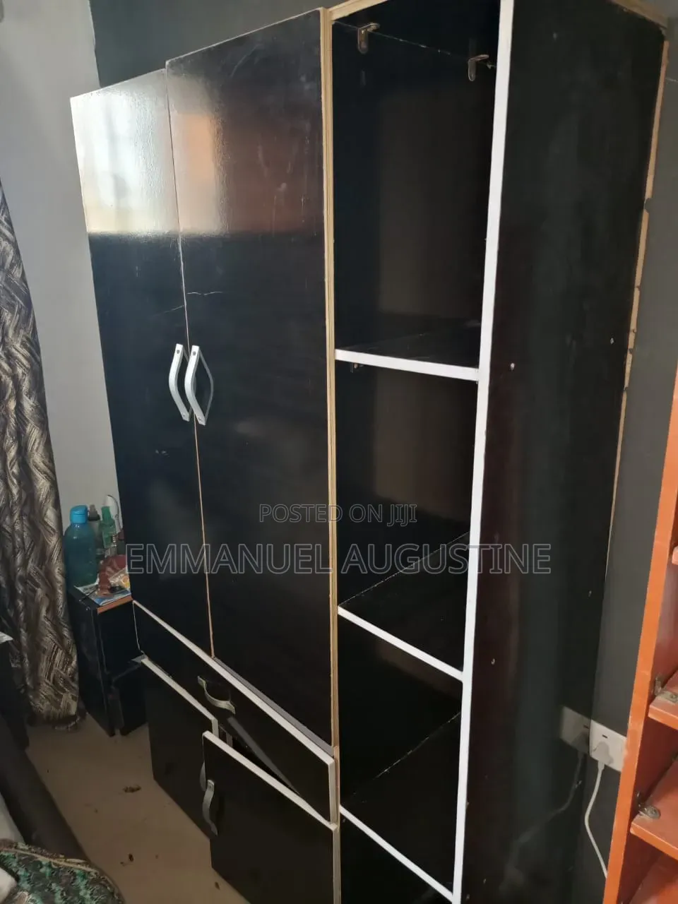 Amazing Wardrobe