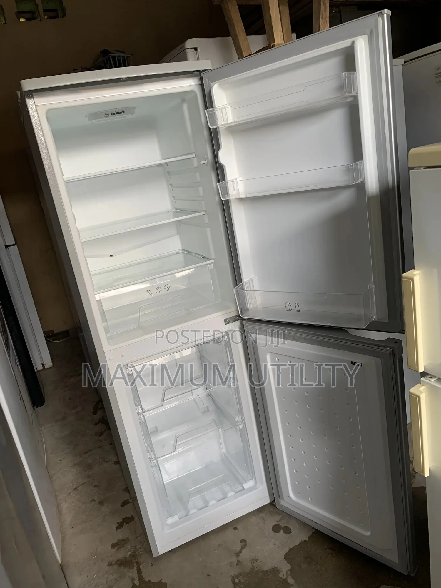 Logik Freestanding 140 Liters Refrigerator