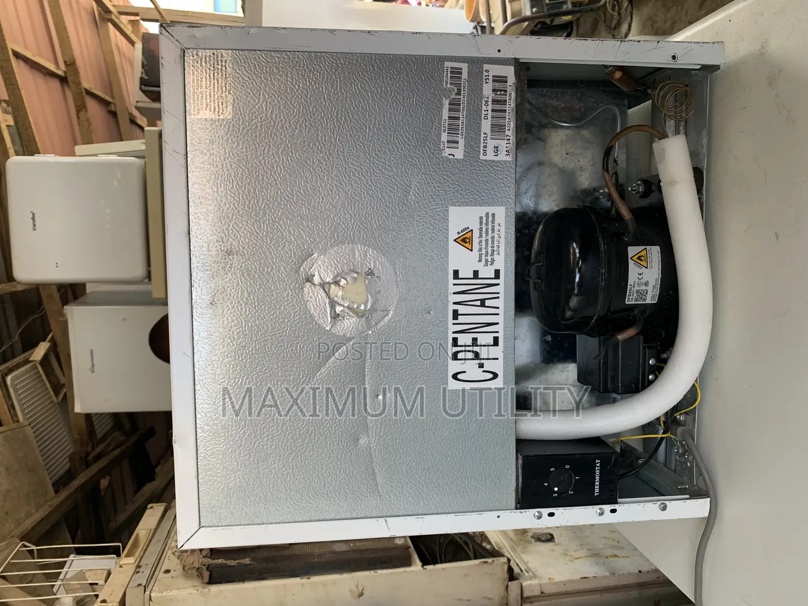 Igenix 41 Liter Bed Side Refrigerator
