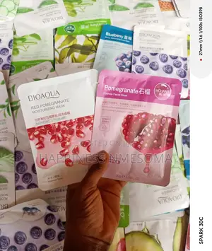 Hydrating and Moisturizing Face Mask