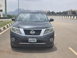 Nissan Pathfinder 2014 Gray