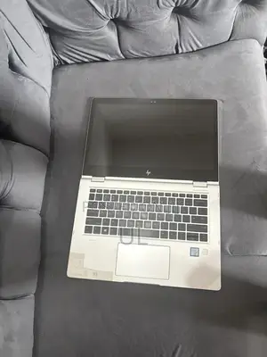 Laptop HP EliteBook 1030 16GB Intel Core i7 SSD 512GB