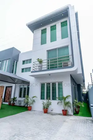 Furnished 4bdrm Duplex in Ikate for sale