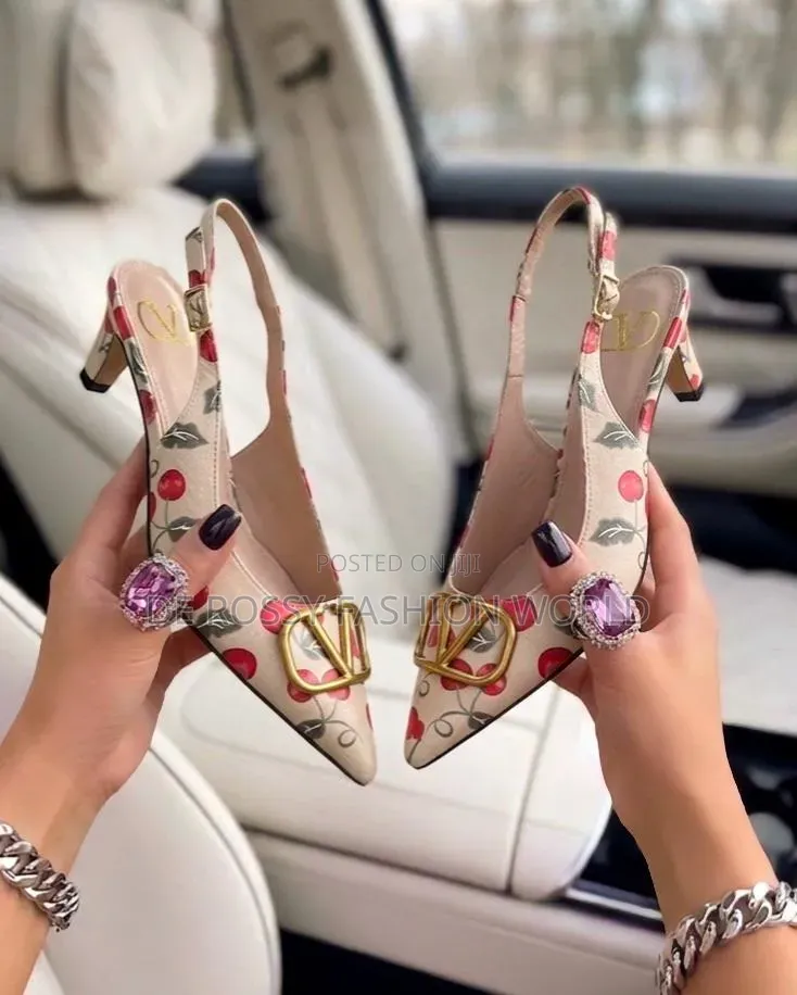 High Quality Female Sandals Hill