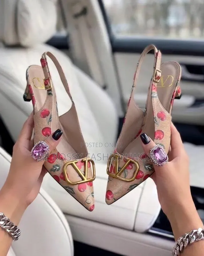 High Quality Female Sandals Hill