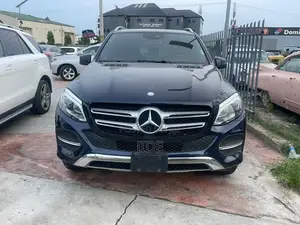 Mercedes-Benz GLE-Class GLE 350 2017 Blue