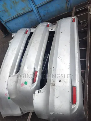 Complete Back Bumper Avensis 2010