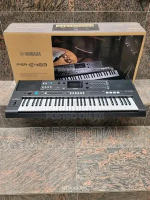 Keyboard PSR 483