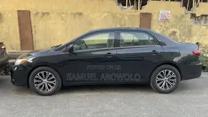 Toyota Corolla 2013 Black