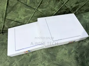 Laptop Apple MacBook Air 2025 M4 13-inch 16GB Apple M4 SSD 256GB