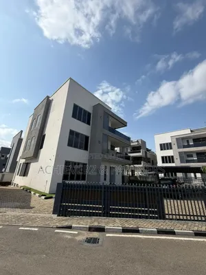 5bdrm Duplex in Wuye for sale