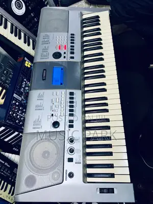 Yamaha PSR-E413keyboard 0 | Lagos | Uk-Used, Tested 100%
