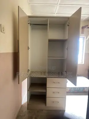 Wardrobe 6ft by 3ft