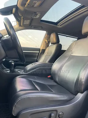 Toyota Highlander XLE 4x2 V6 (3.5L 6cyl 8A) 2018 Gray