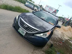 Hyundai Sonata 2014 Black