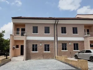 3bdrm Duplex in Apo District for rent