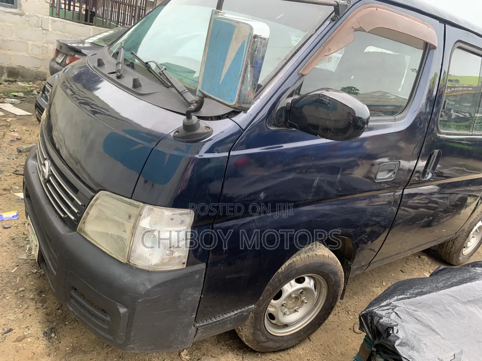 Nissan Caravan (Urvan) 2008 Blue