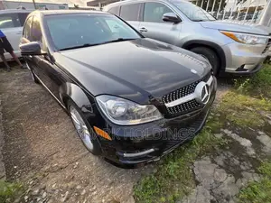 Mercedes-Benz C250 2013 Black