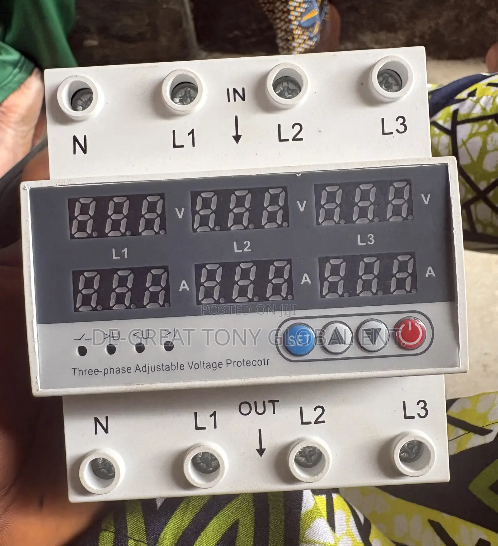 Voltage Protector 100a