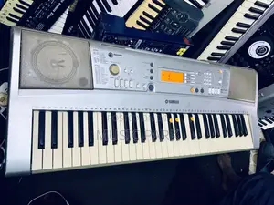 Yamaha PSR-E303 Keyboard | Lagos | Uk-Used, Tested 100%