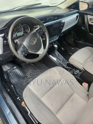 Toyota Corolla 2015 Gray