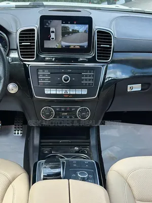 Mercedes-Benz GLE-Class AMG GLE 43 4MATIC 2017 White
