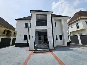 6bdrm Duplex in Karsana for sale
