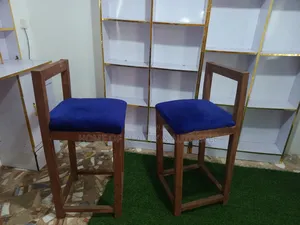 Studio Mirror With High Chairs