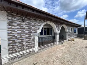 3bdrm Bungalow in Ayedarade, Omi Adio for sale